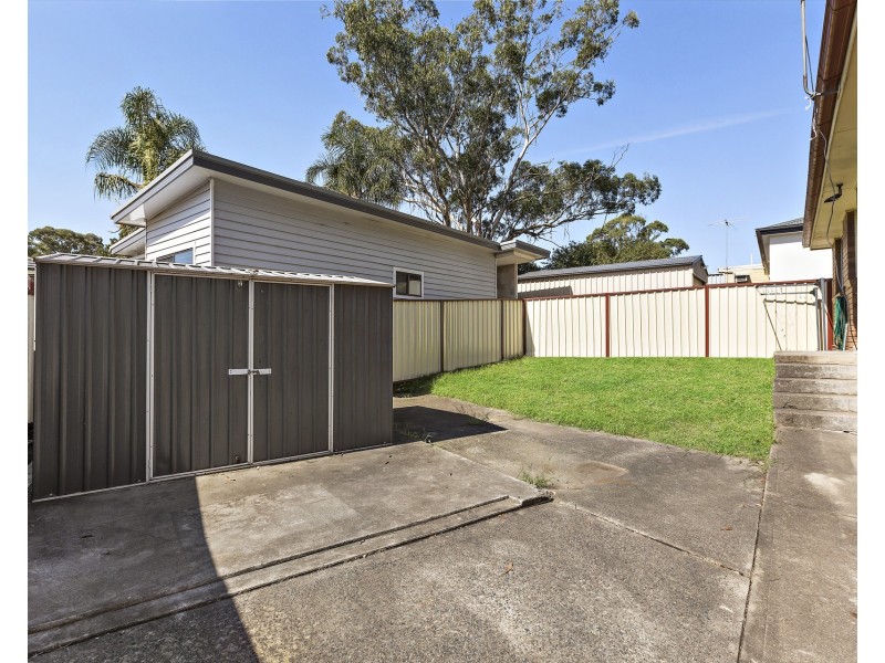 30 & 30a Glenn Street, Dean Park NSW 2761