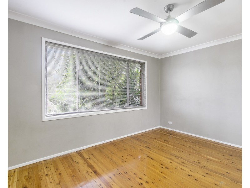 10 Desley Crescent, Prospect NSW 2148