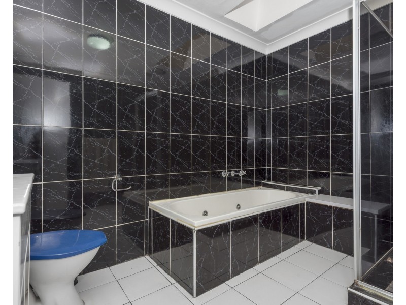 9 Day Place, Prospect NSW 2148