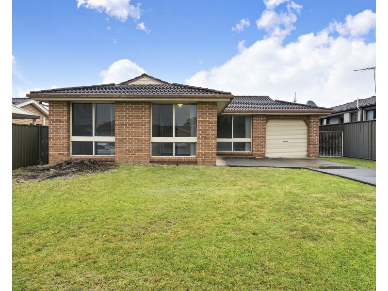 5 Aminta Crescent, Hassall Grove NSW 2761