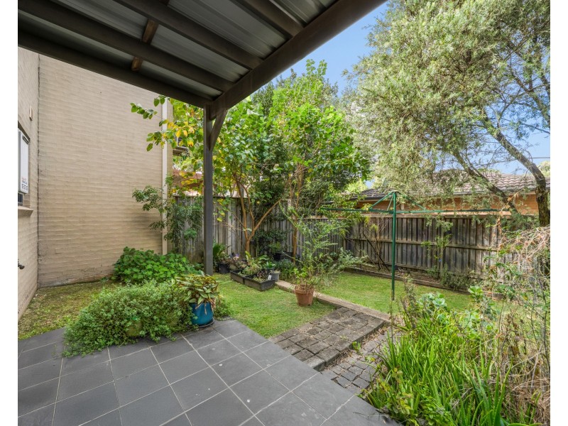 2/121-123 Stephen Street, Blacktown NSW 2148
