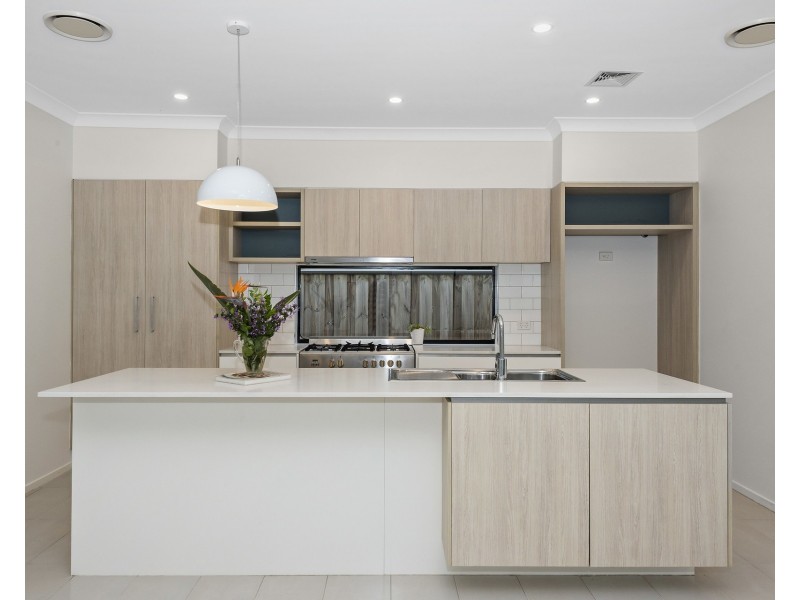 40 Greenbank Drive, Blacktown NSW 2148