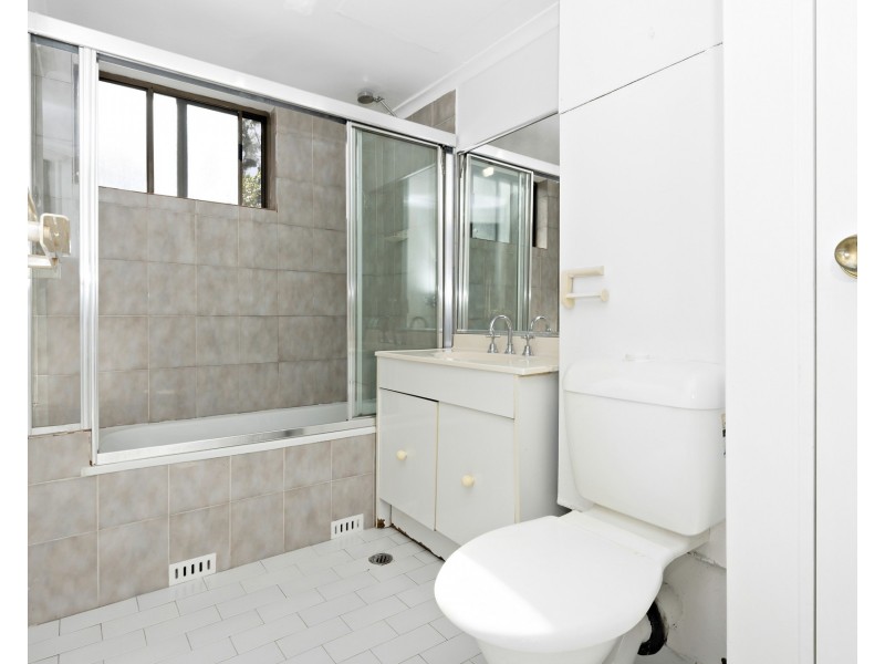 54/7 Griffiths Street, Blacktown NSW 2148