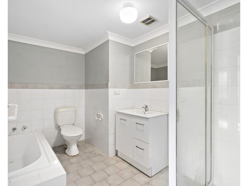 6/2-4 Fourth Avenue, Blacktown NSW 2148