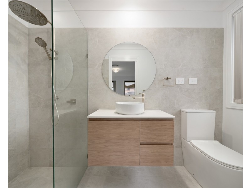 1 Hewitt Link, Harrington Park NSW 2567