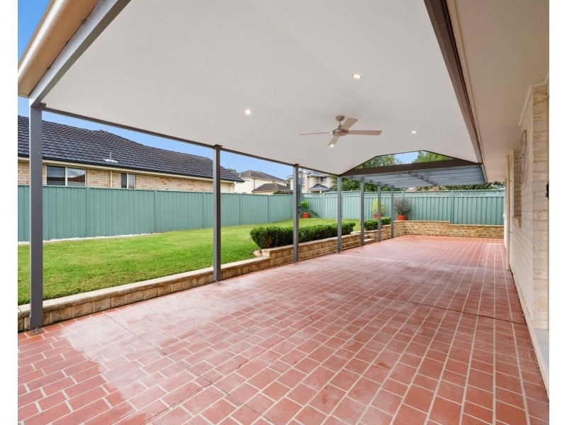 1 Hewitt Link, Harrington Park NSW 2567