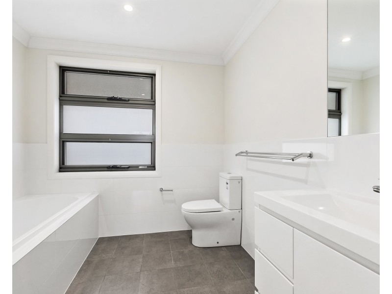 28 Leonard Street, Blacktown NSW 2148