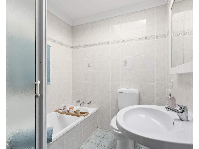 8 Hawkins Street, Blacktown NSW 2148