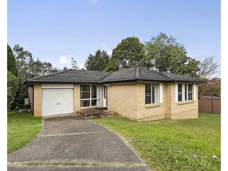 8 Flint Street, Kings Langley NSW 2147