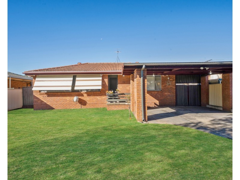 12 Wilkie Crescent, Doonside NSW 2767