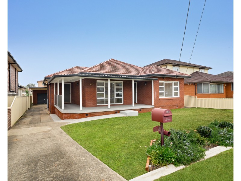 42 Braeside Road, Greystanes NSW 2145