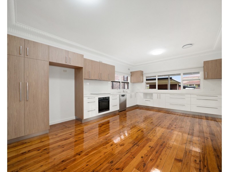 42 Braeside Road, Greystanes NSW 2145