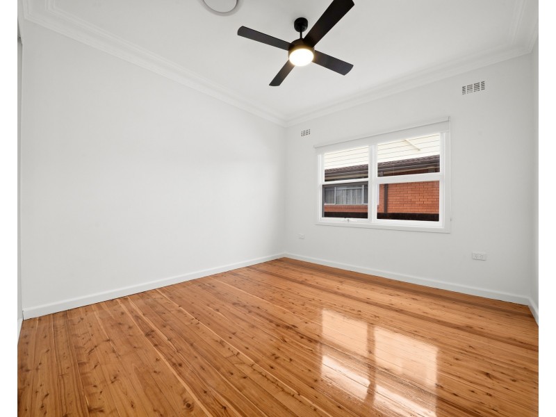 42 Braeside Road, Greystanes NSW 2145