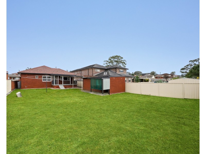 42 Braeside Road, Greystanes NSW 2145