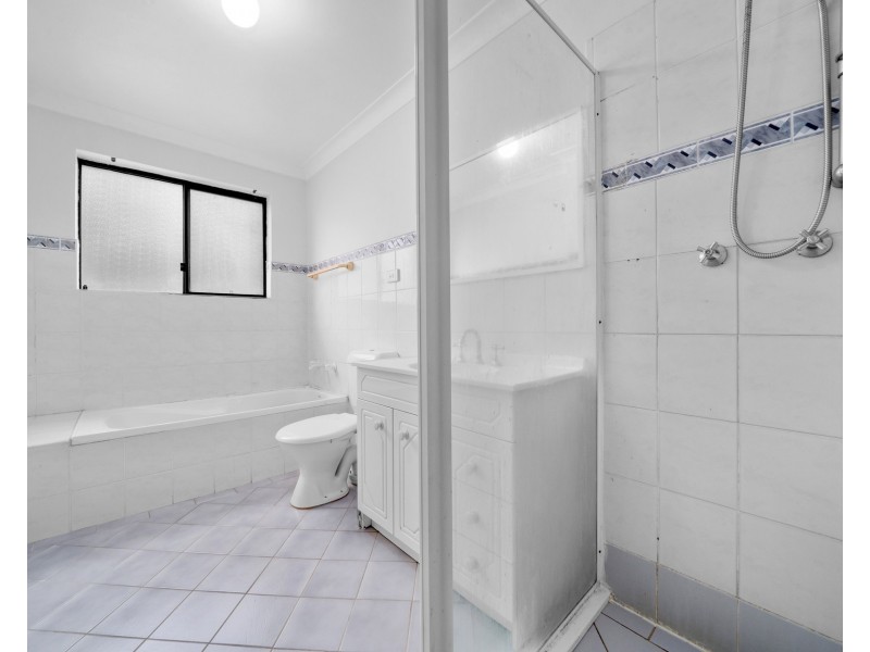 9/234 Targo Road, Toongabbie NSW 2146