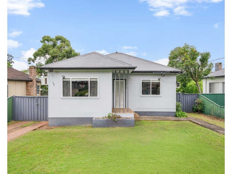 30 Pioneer Street, Seven Hills NSW 2147