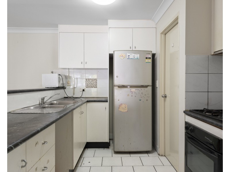 27/8-10 Fifth Avenue, Blacktown NSW 2148