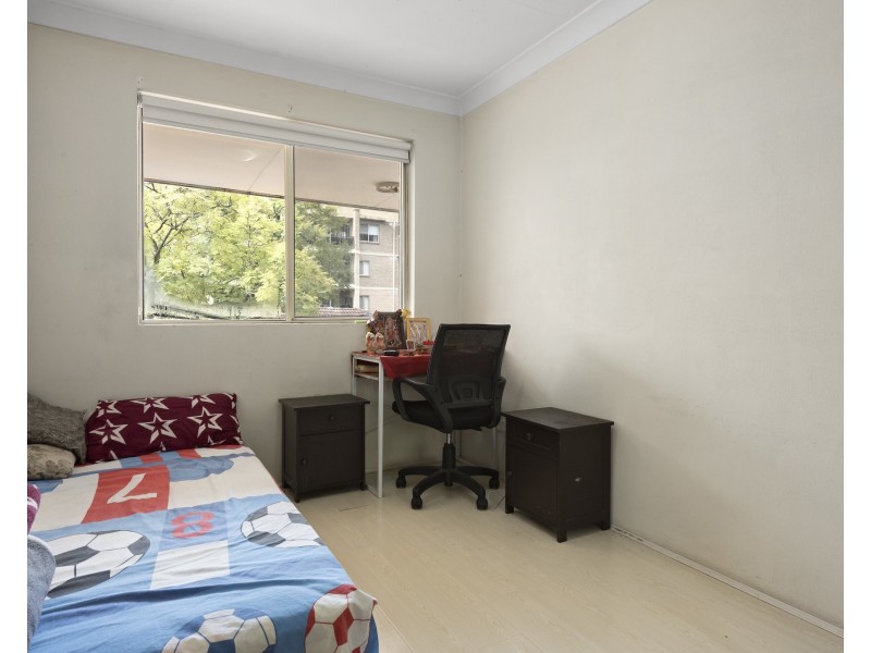 27/8-10 Fifth Avenue, Blacktown NSW 2148