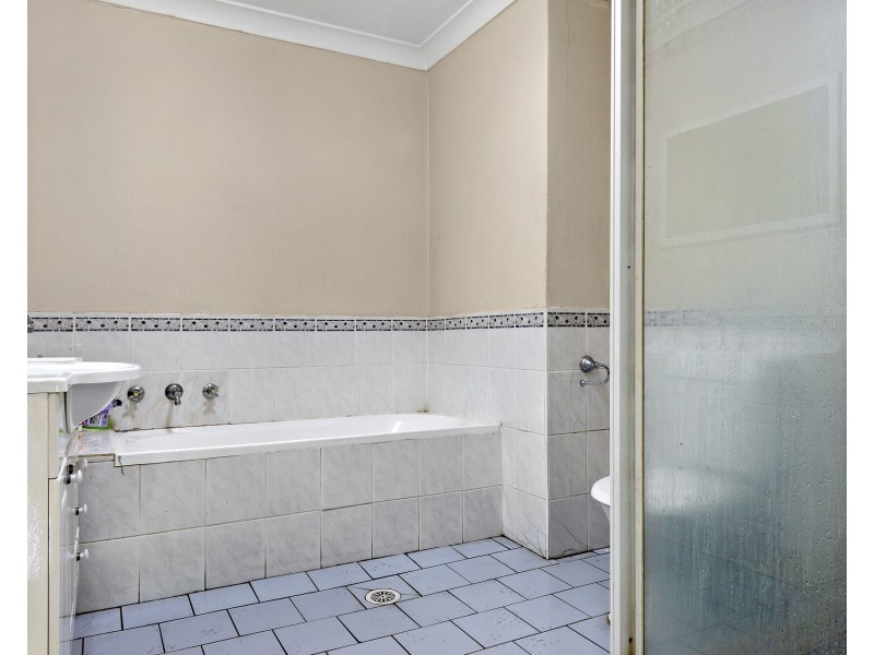 27/8-10 Fifth Avenue, Blacktown NSW 2148