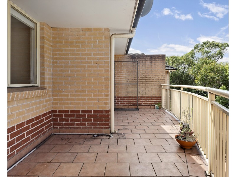27/8-10 Fifth Avenue, Blacktown NSW 2148