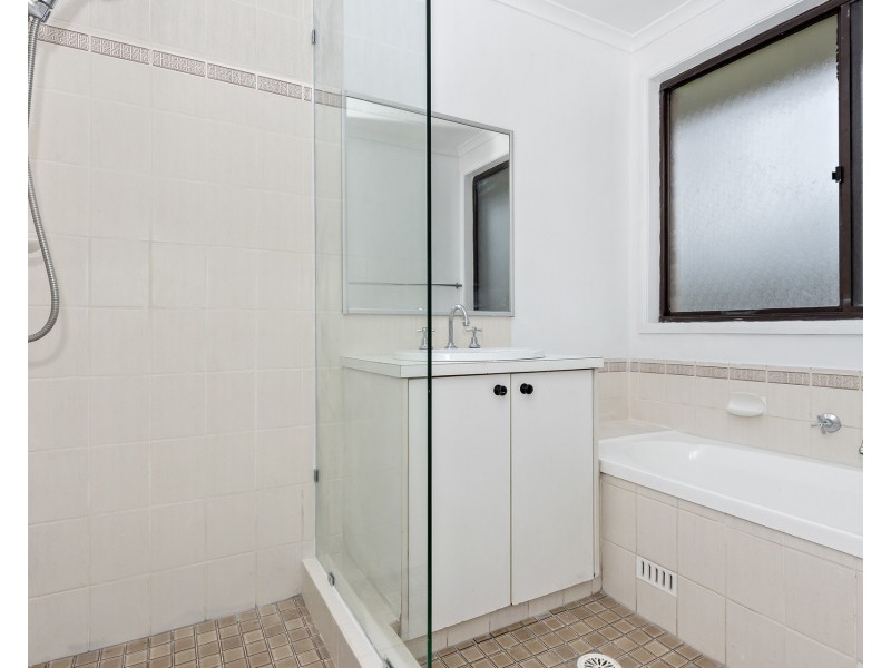 5 Pam Green Place, Doonside NSW 2767