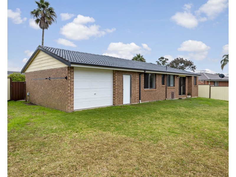 5 Pam Green Place, Doonside NSW 2767