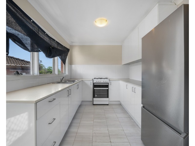 2 Madang Avenue, Whalan NSW 2770