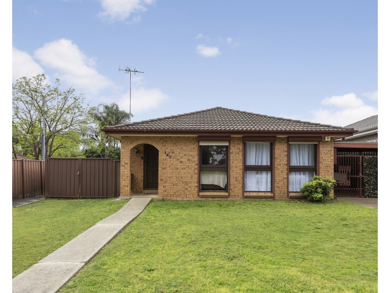 147 & 147a Banks Drive, St Clair NSW 2759