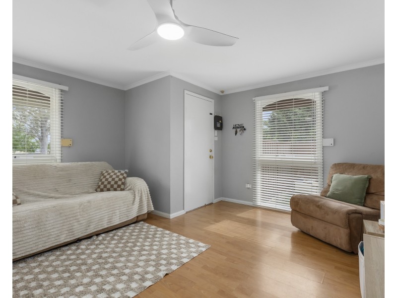 147 & 147a Banks Drive, St Clair NSW 2759