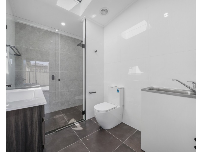 409A Blacktown Road, Toongabbie NSW 2146