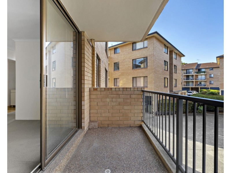 3/5 Griffiths Street, Blacktown NSW 2148