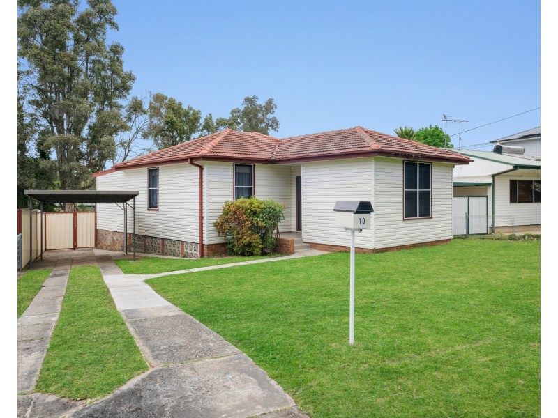 10 Charlton Road, Lalor Park NSW 2147