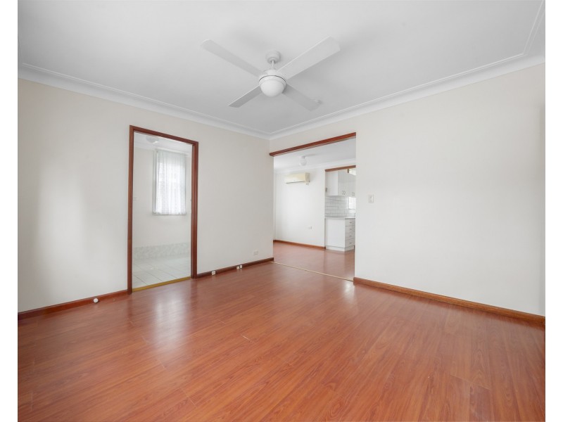 10 Charlton Road, Lalor Park NSW 2147