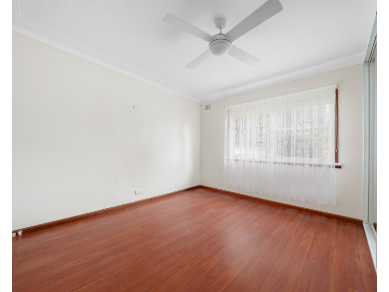 10 Charlton Road, Lalor Park NSW 2147