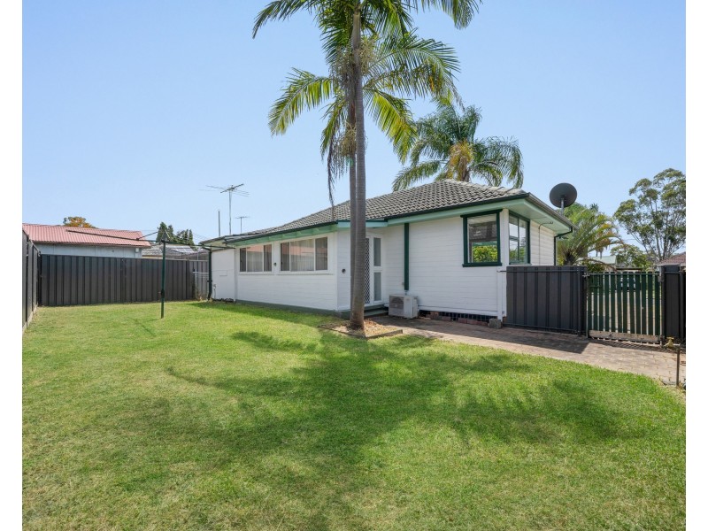 14 Dagmar Crescent, Blacktown NSW 2148