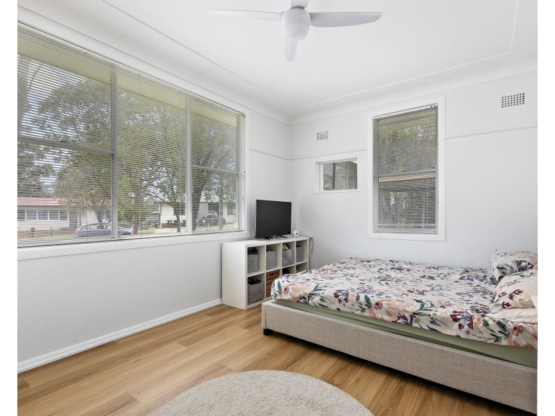 4 Jopling Crescent, Lalor Park NSW 2147