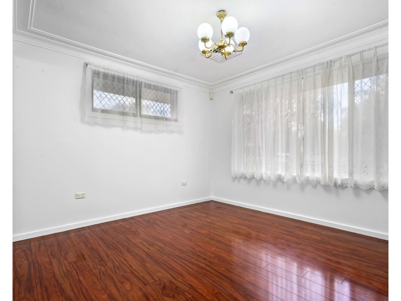 13 Highlands Crescent, Blacktown NSW 2148