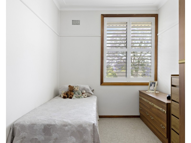 37 Charlton Road, Lalor Park NSW 2147