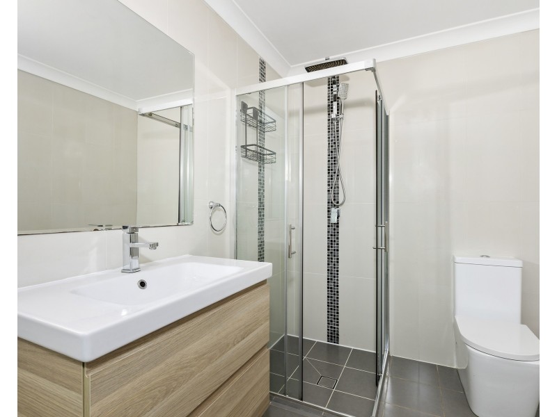 5a Hoffman Place, Oakhurst NSW 2761