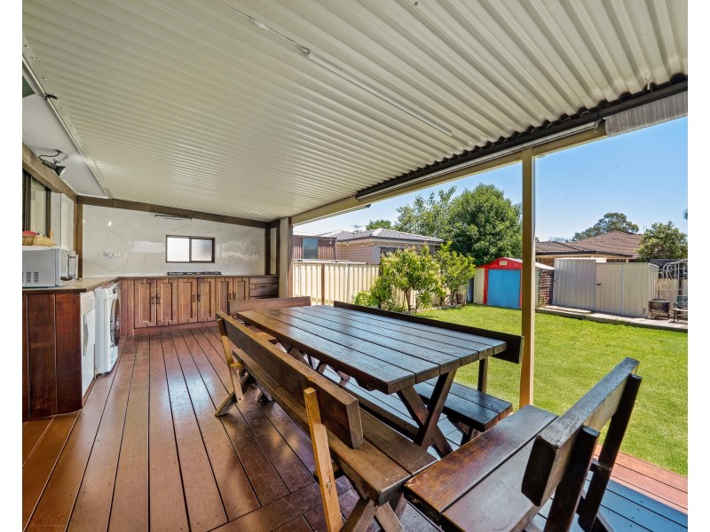7 Chisholm Street, Quakers Hill NSW 2763