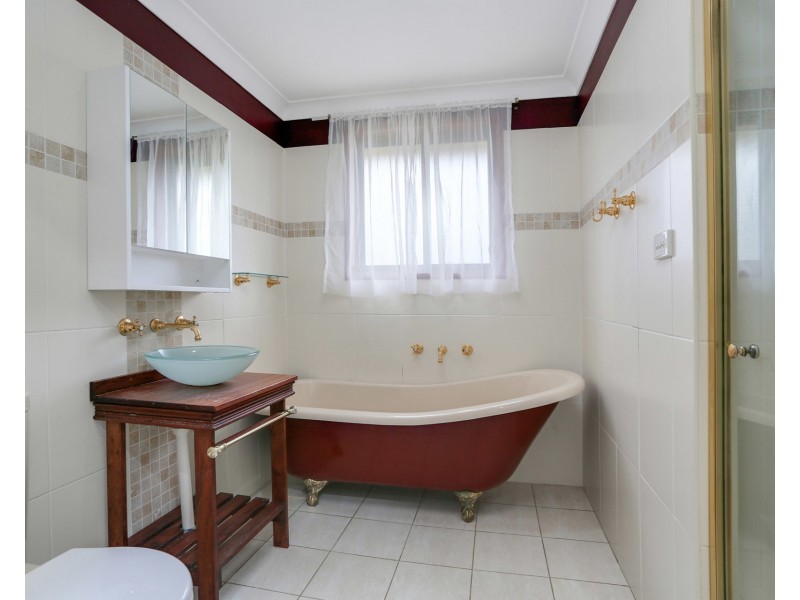 7 Peony Place, Quakers Hill NSW 2763