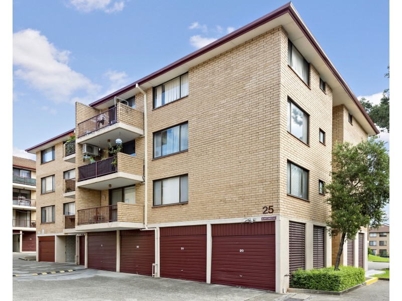 14/25 Mantaka Street, Blacktown NSW 2148