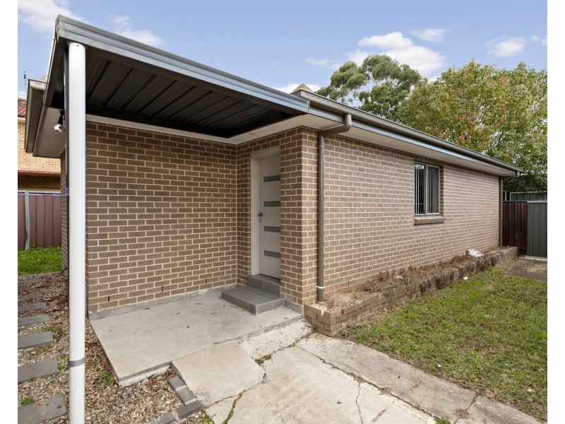 7a Burdett Crescent, Blacktown NSW 2148