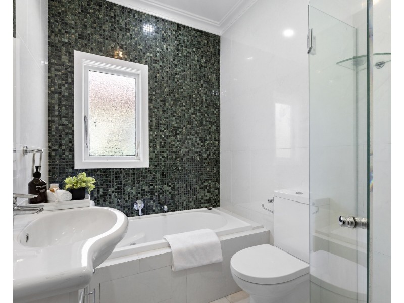 14 Dan Avenue, Blacktown NSW 2148