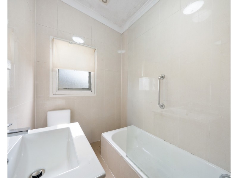 25 & 25a Kilbride Avenue, Dharruk NSW 2770