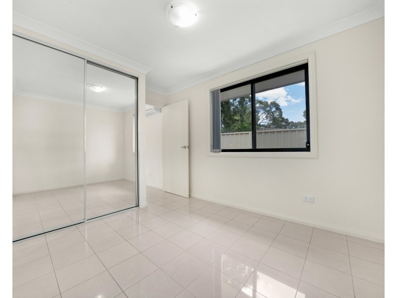 25 & 25a Kilbride Avenue, Dharruk NSW 2770