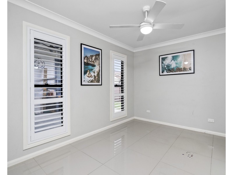 12a Noakes Parade, Lalor Park NSW 2147