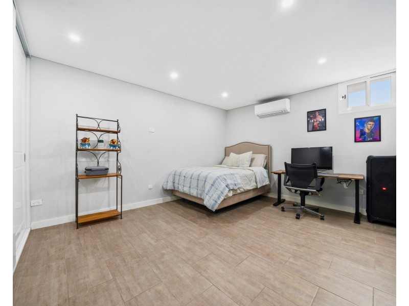 7 Kalang Road, Greystanes NSW 2145