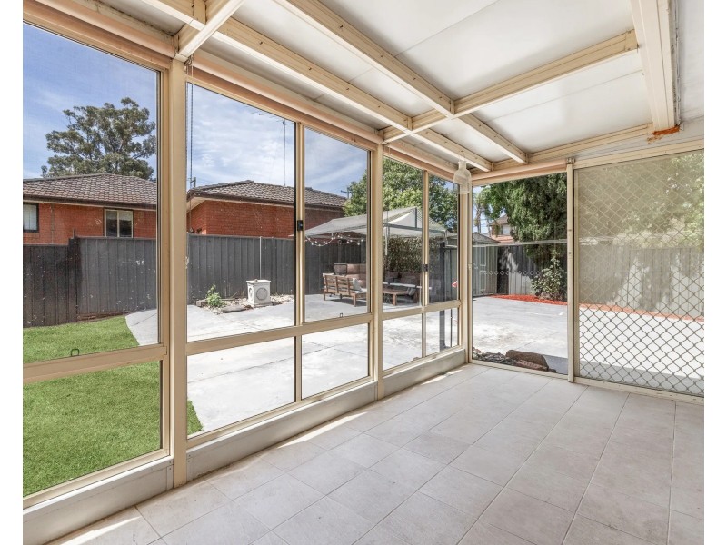 1 Hyland Road, Greystanes NSW 2145