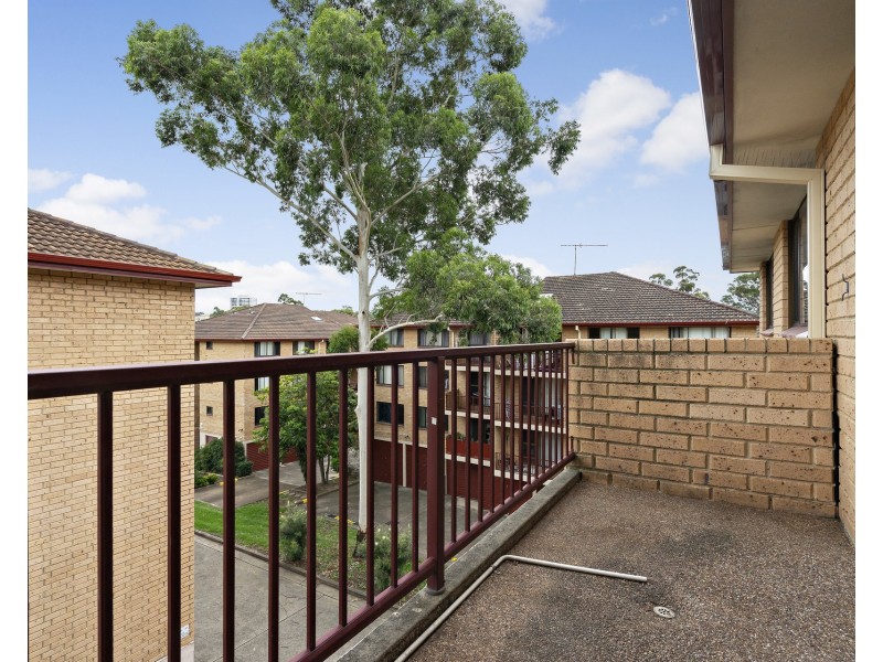 24/25 Mantaka Street, Blacktown NSW 2148